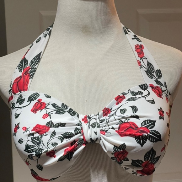 Marilyn Monroe Roses Halter Bikini Top - Picture 3 of 4